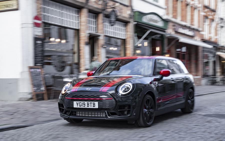  Mini John Cooper Works Clubman (F54) 2019 года  (UK) (фото 10 из 27)